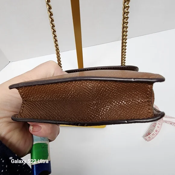 Coach Brown/Tan Leather Crossbody Phone Bag Wallet Chain Strap Gold Hardware - Picture 6 of 13